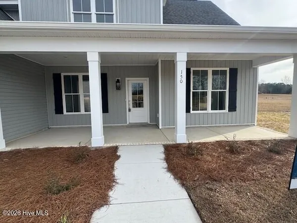 $514,900 | 150 Cripple Creek Drive, Swansboro, NC 28584