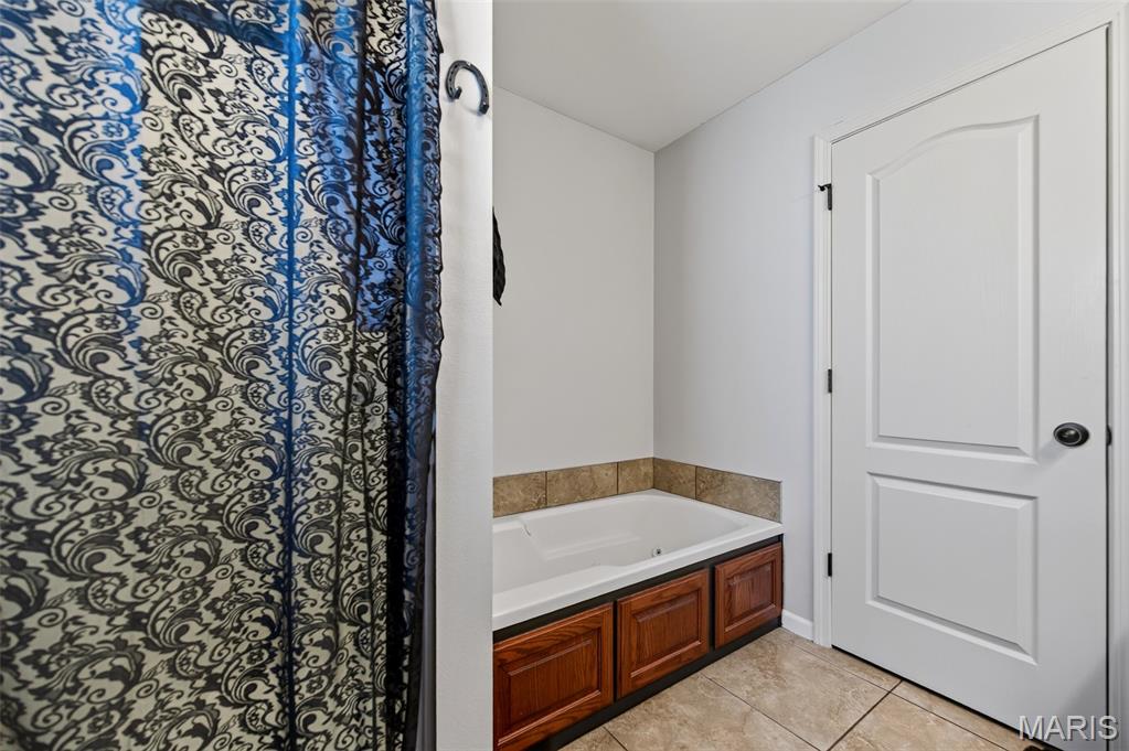 22810 Return Lane Waynesville, MO 65583 - Photo 18 of 41