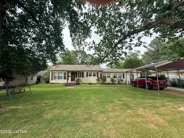 $220,000 | 806 East Florida Avenue, Union City, TN 38261