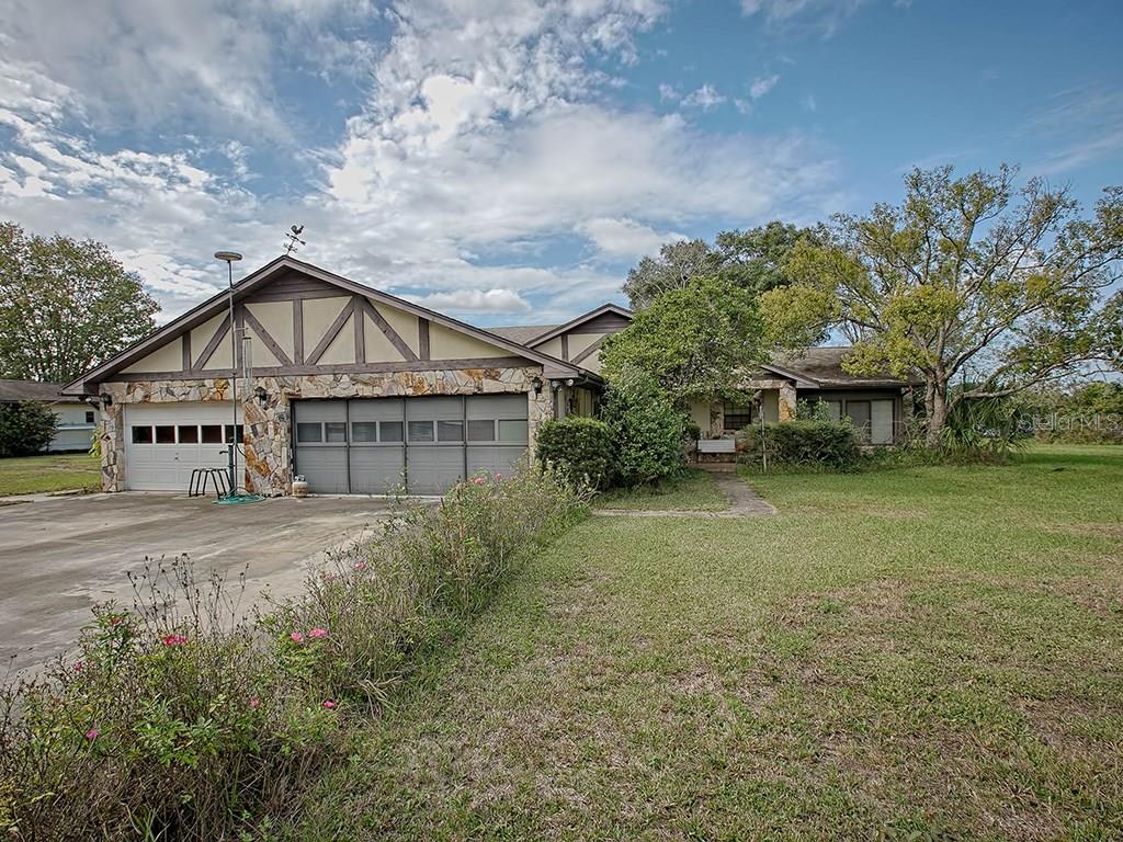 7040 Hunt Road Groveland, FL 34736 - Photo 1 of 1 Front View of home