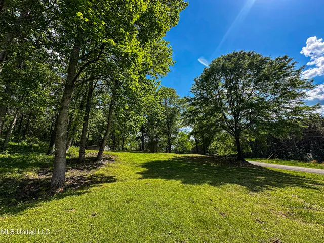 $325,000 | 2270 State Line Road, Tremont, MS 38876