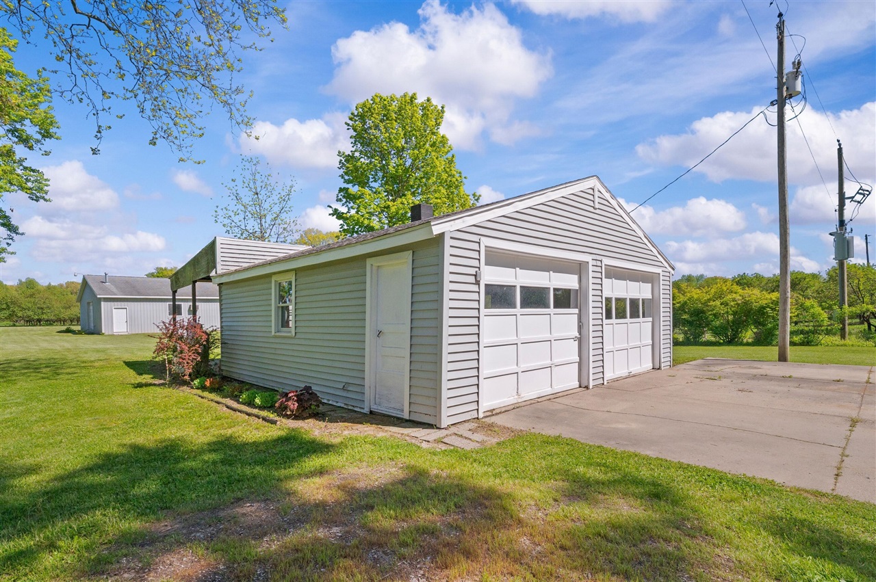 8498 Lake Road Berrien Center, MI 49102 - Photo 44 of 63