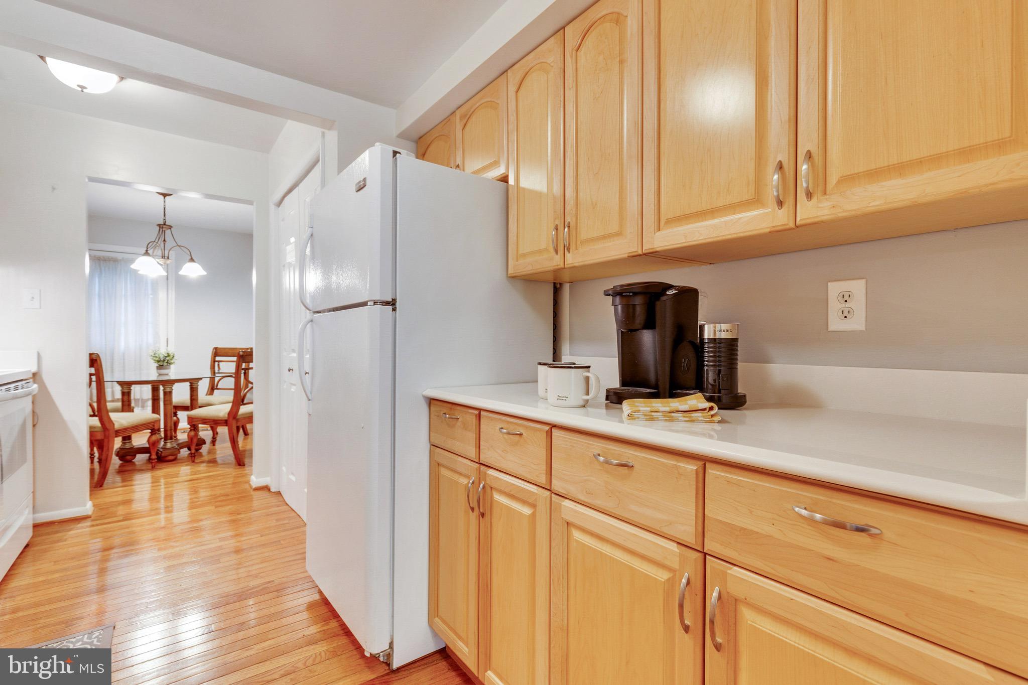 6447 Rockshire Street Alexandria, VA 22315 - Photo 13 of 42 Gorgeous updated counters