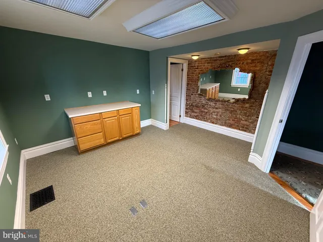 $1,095 | 405 Bridge Street, New Cumberland, PA 17070