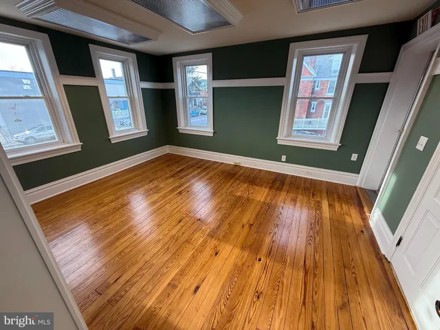 $1,095 | 405 Bridge Street, New Cumberland, PA 17070