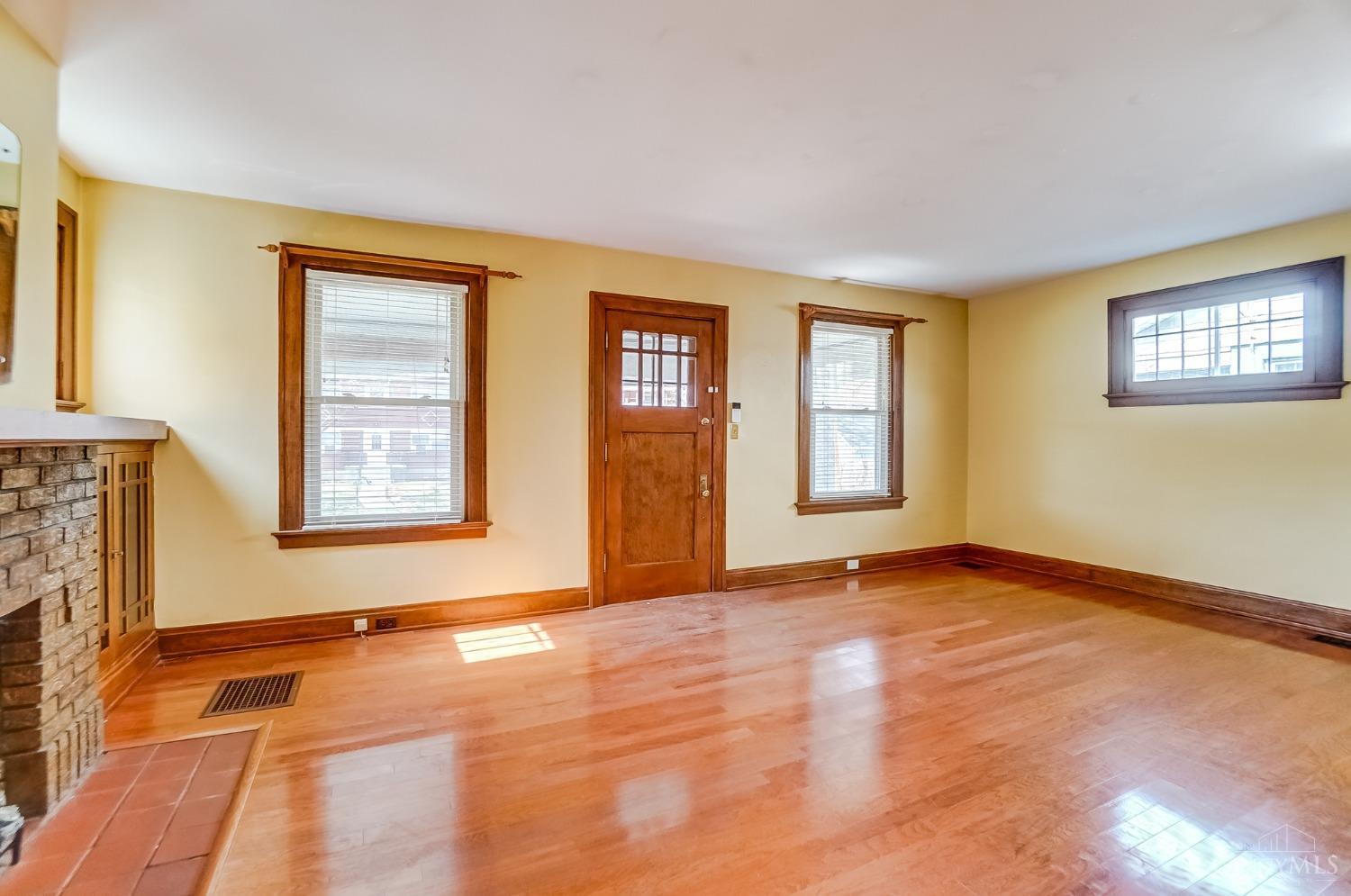 2905 Ruehlman Place Cincinnati, OH 45211 - Photo 5 of 36 Gallery Image 5