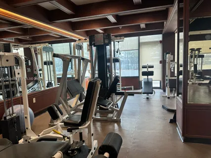 $320,000 | 600 Northeast 36th Street, Unit 1109, Miami, FL 33137