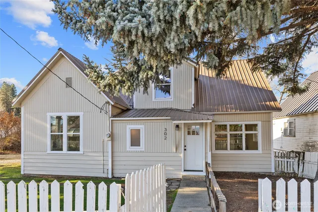 $515,000 | 302 North Stafford Avenue, Cle Elum, WA 98922