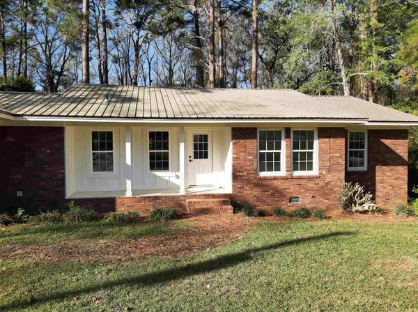 $279,900 | 2216 Azalea Drive Southeast, Moultrie, GA 31768