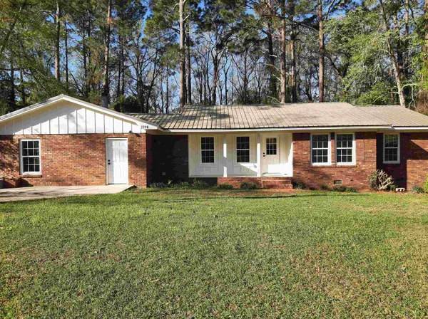 $285,000 | 2216 Azalea Drive Southeast, Moultrie, GA 31768
