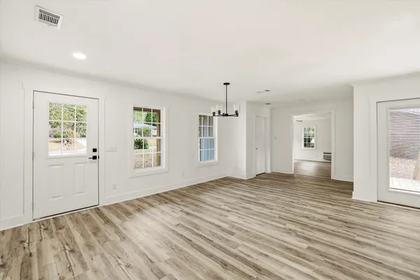 $279,900 | 2216 Azalea Drive Southeast, Moultrie, GA 31768