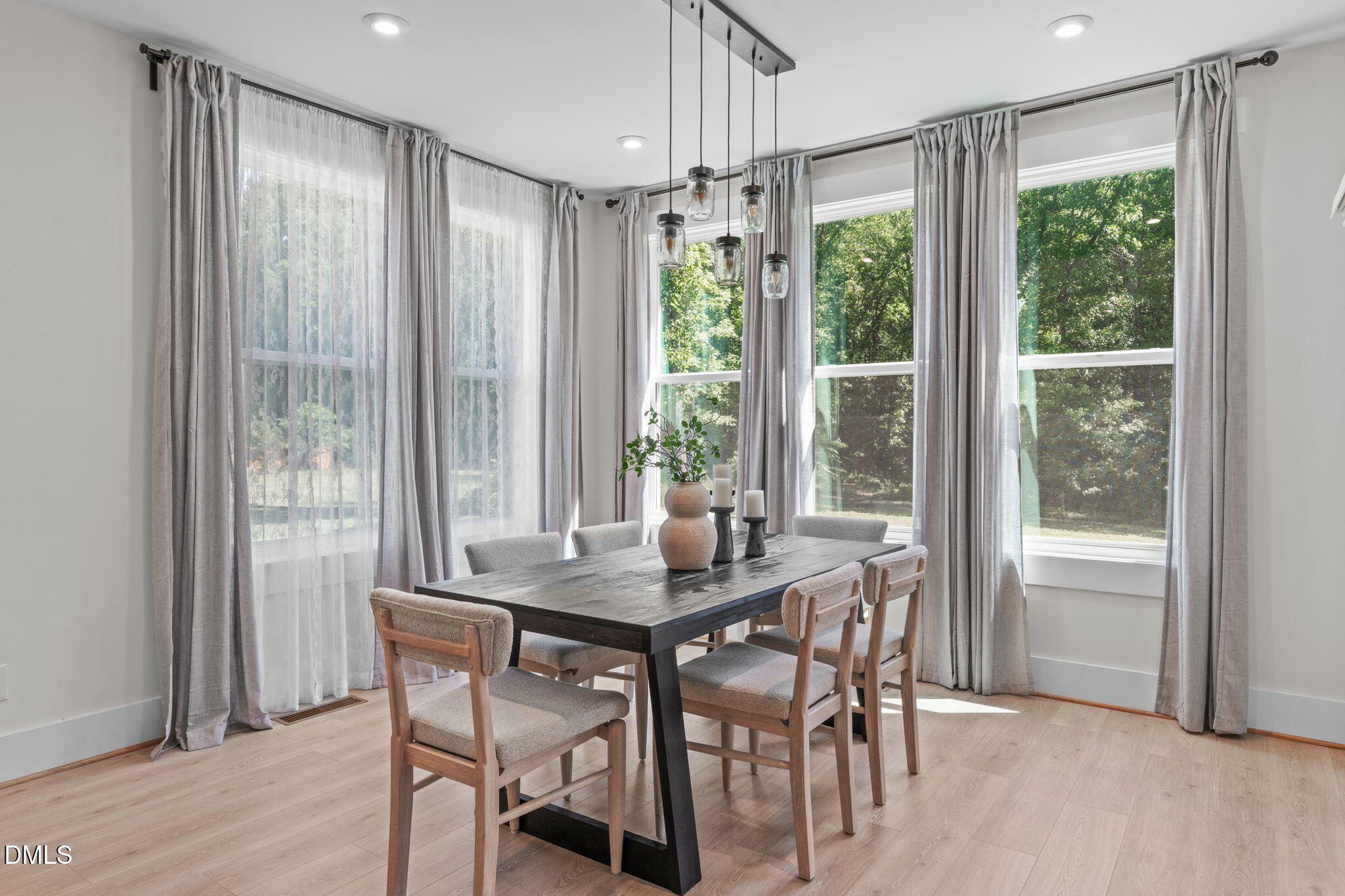 7033 Leando Drive Willow Spring, NC 27592 - Photo 14 of 43 Dining