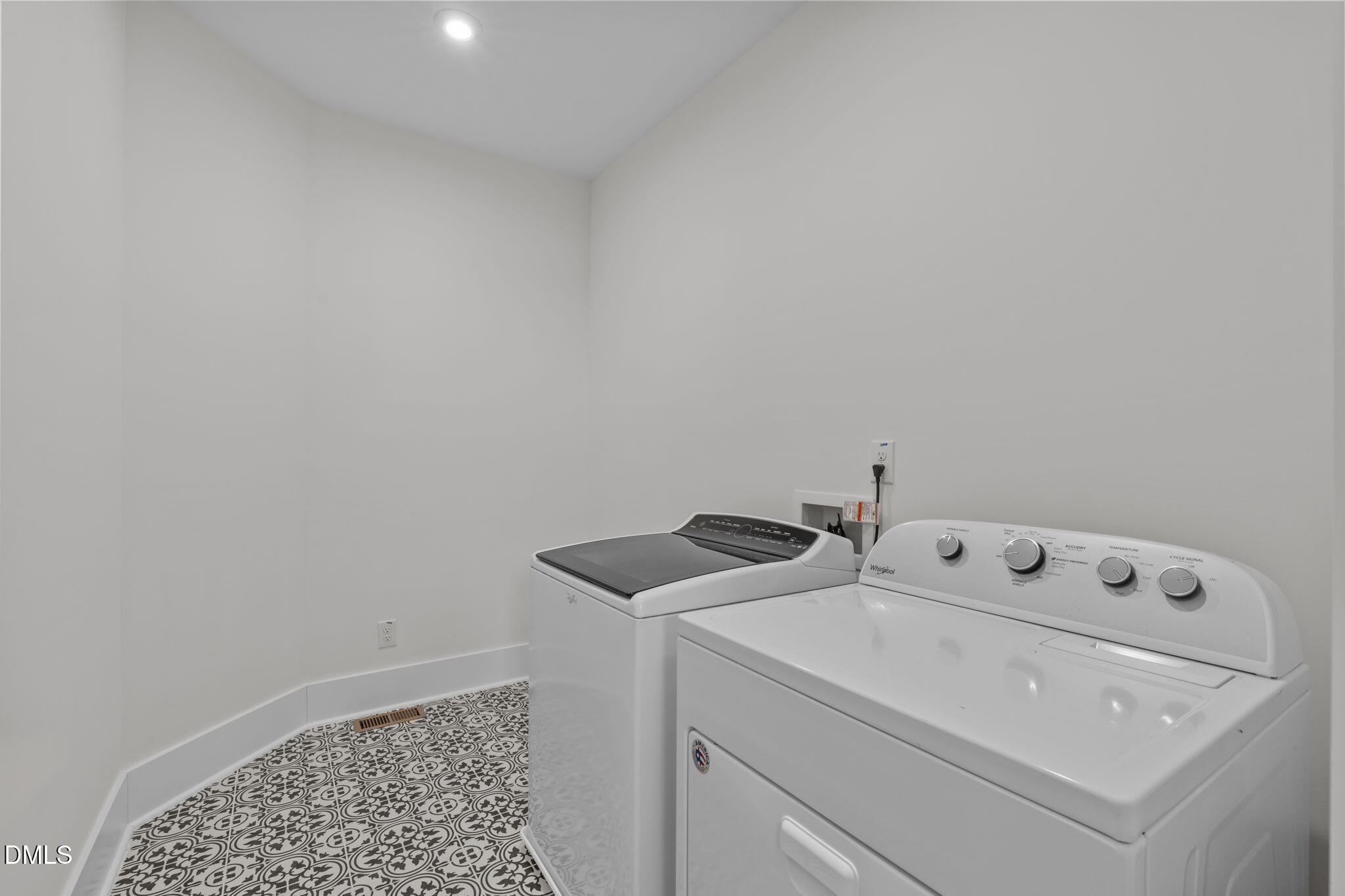 7033 Leando Drive Willow Spring, NC 27592 - Photo 27 of 43 Laundry Room