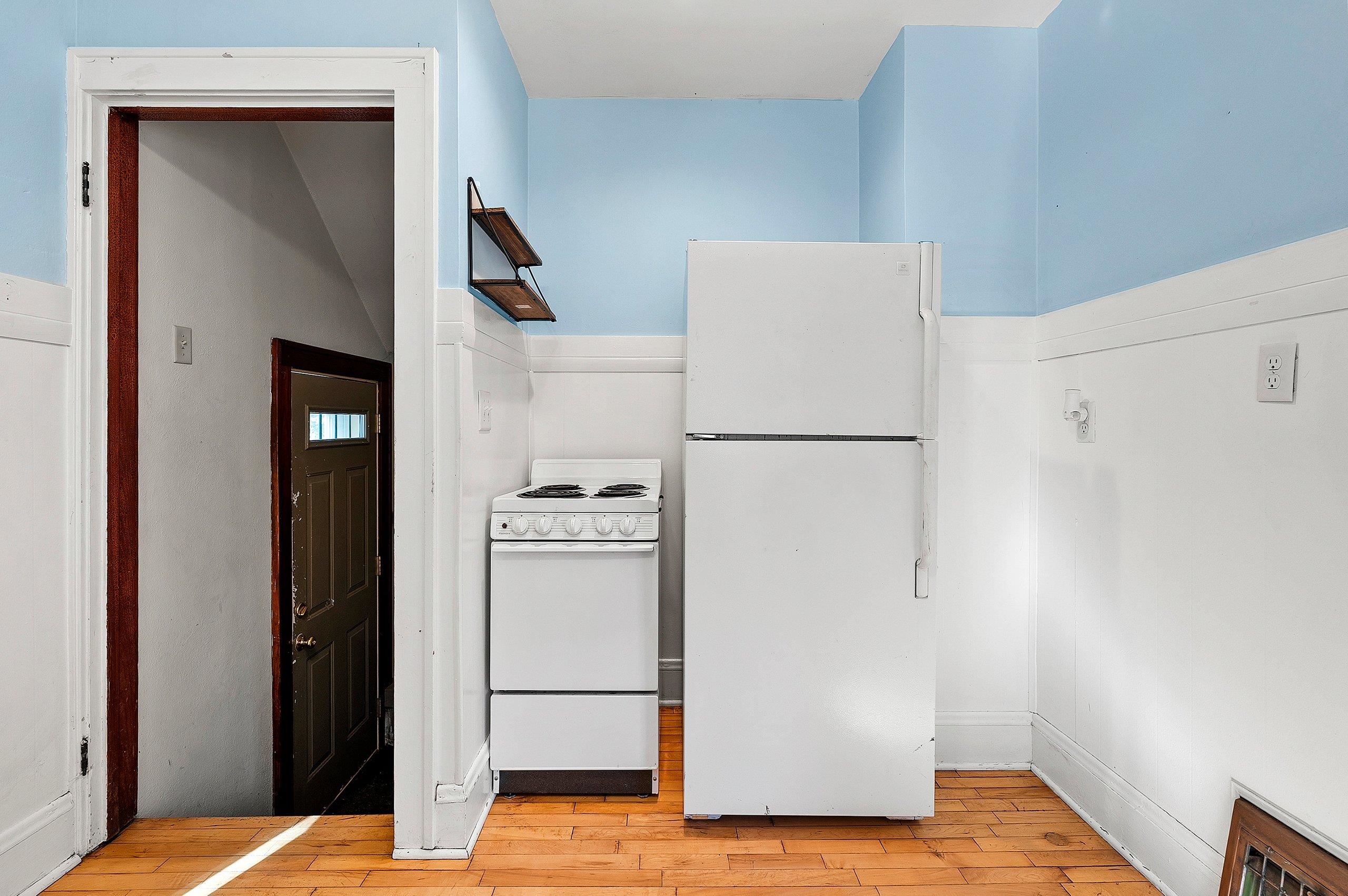 W11944 Parkway Road Crivitz, WI 54114 - Photo 13 of 47