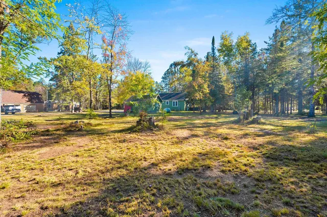 $179,900 | W11944 Parkway Road, Crivitz, WI 54114