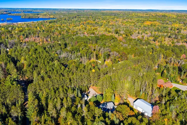 $179,900 | W11944 Parkway Road, Crivitz, WI 54114