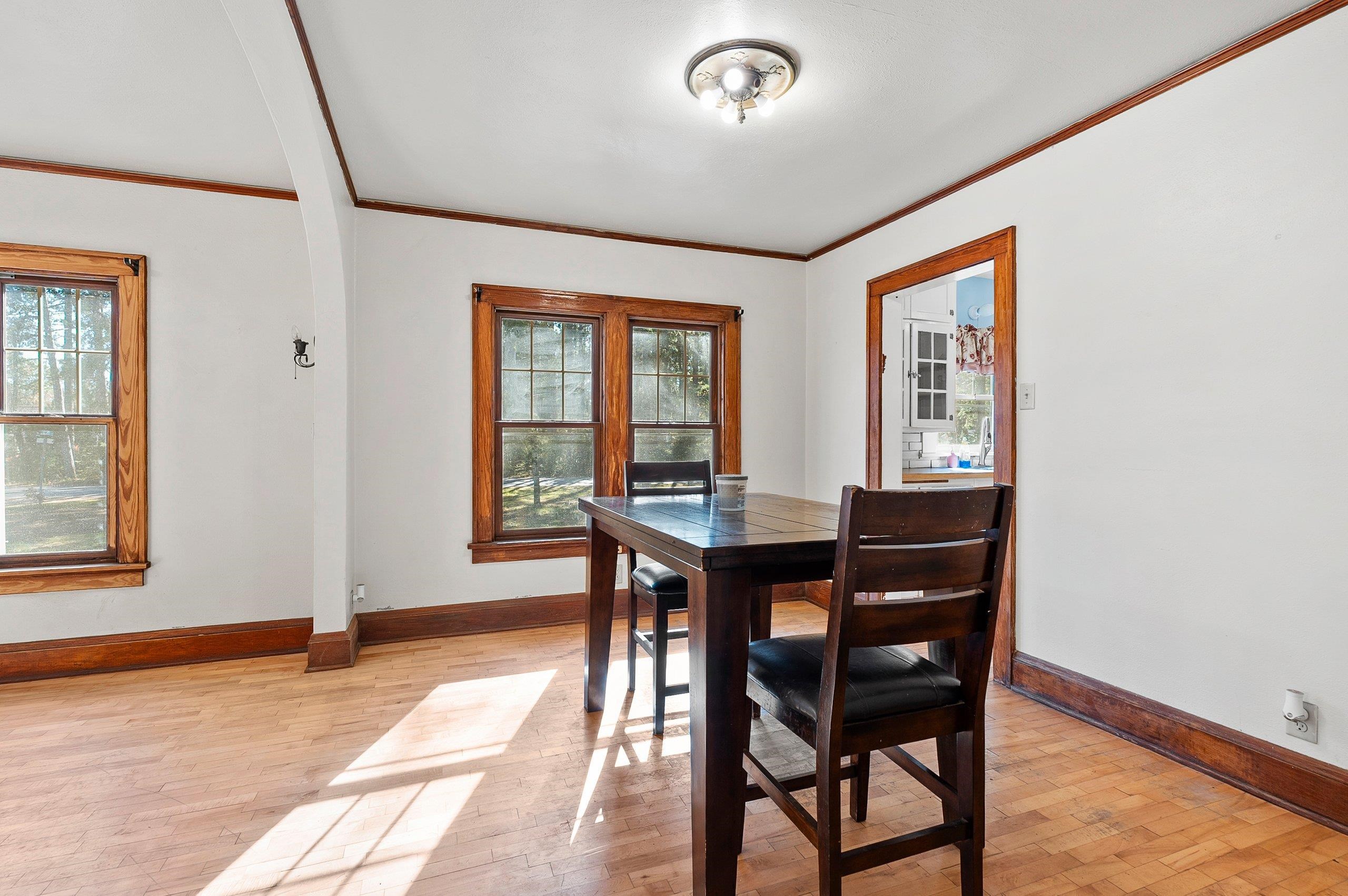 W11944 Parkway Road Crivitz, WI 54114 - Photo 8 of 47