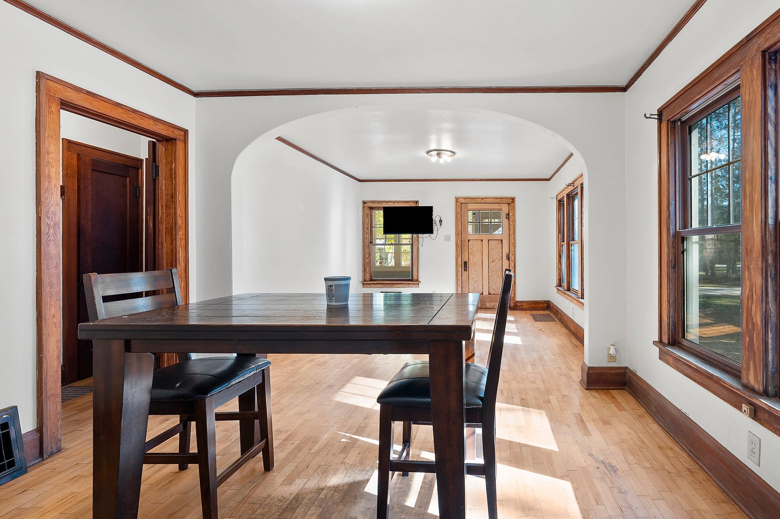 W11944 Parkway Road Crivitz, WI 54114 - Photo 9 of 47