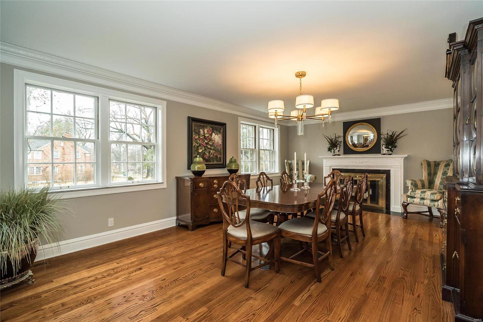 202 West Jackson Road Webster Groves, MO 63119 - Photo 4 of 36 Gallery Image 4
