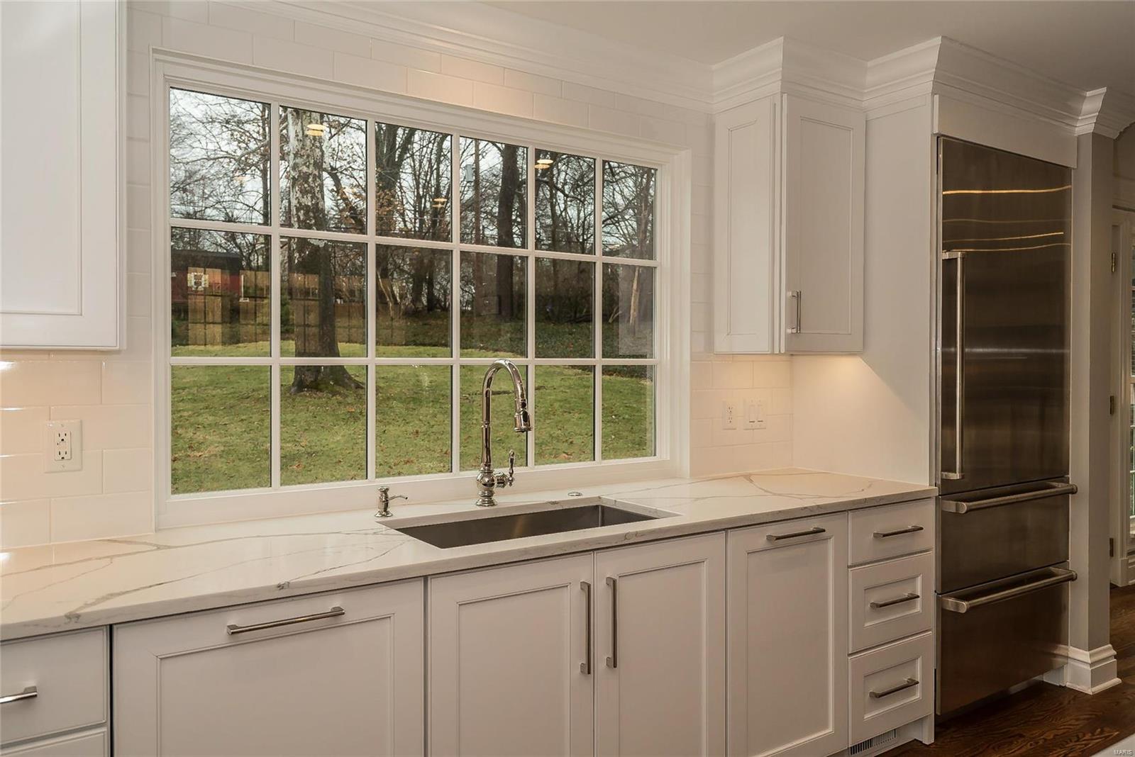 202 West Jackson Road Webster Groves, MO 63119 - Photo 7 of 36 Gallery Image 7