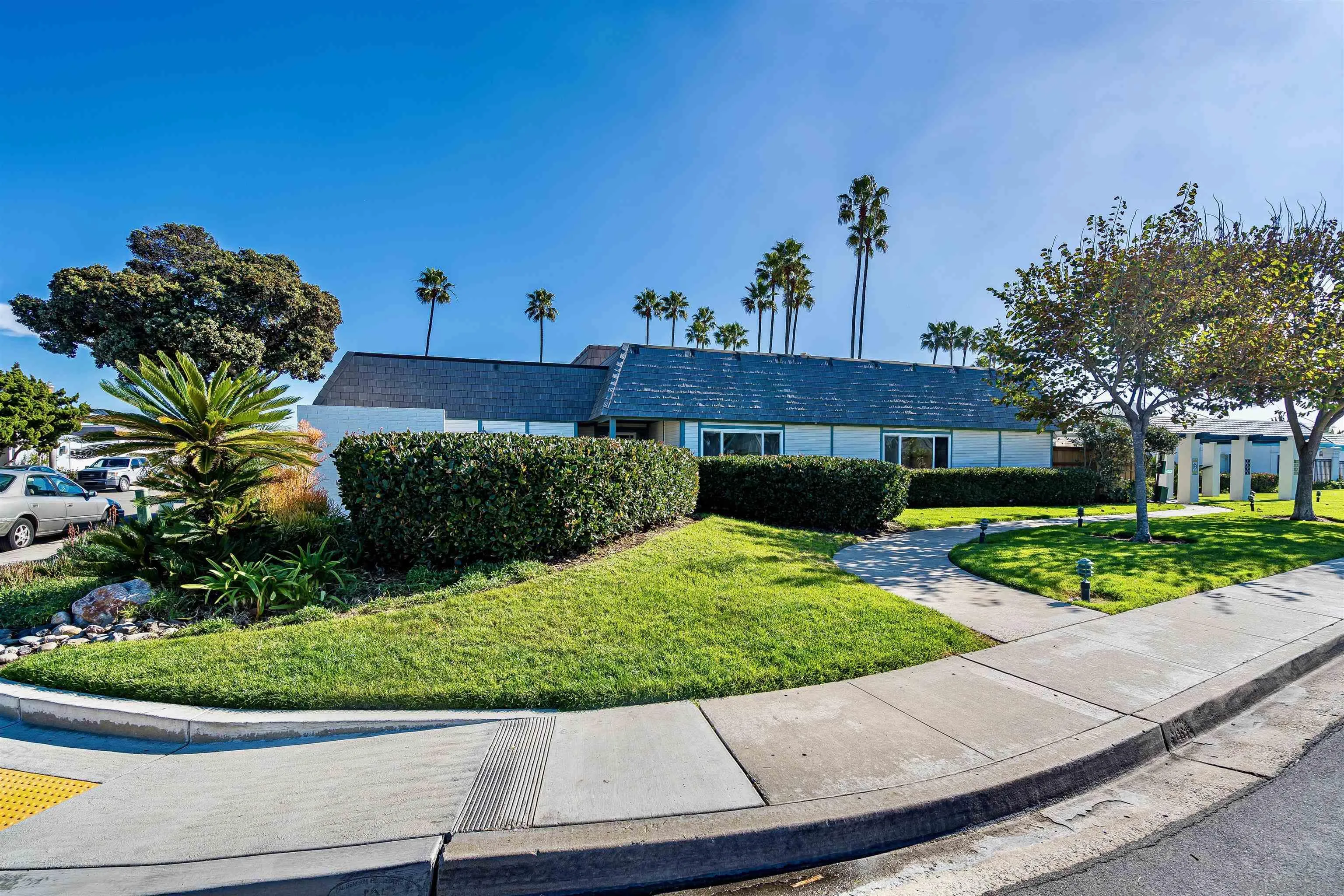 20 GingerTree Lane Coronado, CA 92118 - Photo 43 of 45 a view of a house with a garden