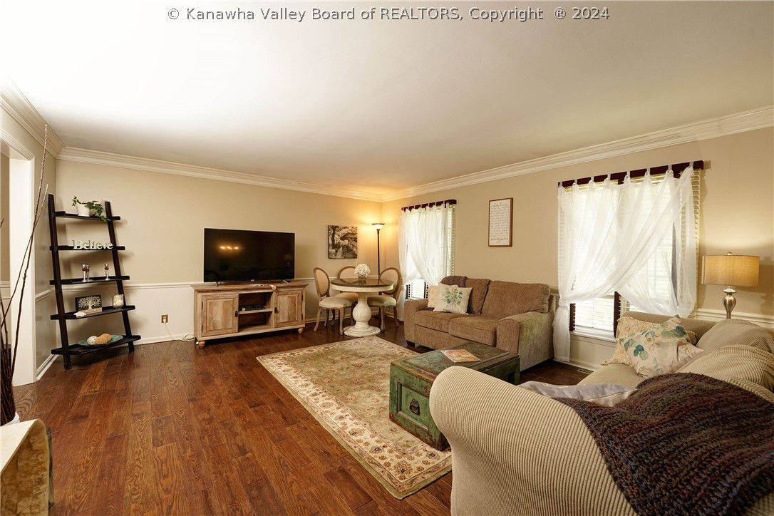 1422 Mt Vernon Road Charleston, WV 25314 - Photo 3 of 33 Gallery Image 3