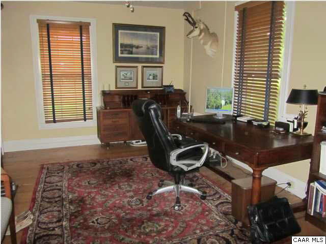268 Rivanna Mills Road Palmyra, VA 22963 - Photo 24 of 31 a workspace with furniture and a window