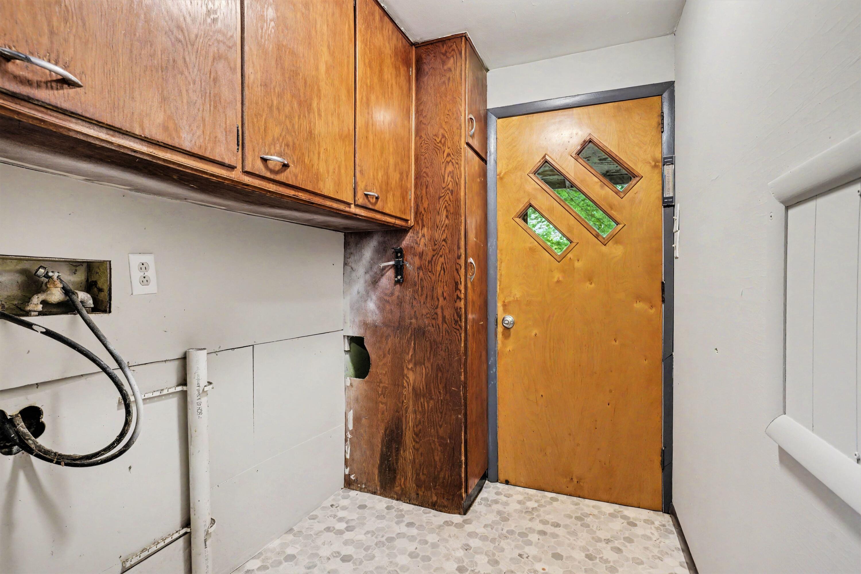 238 4th Avenue Three Rivers, MI 49093 - Photo 20 of 24 020_file_9671