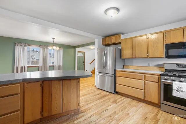 $369,900 | 522 East Cleveland Avenue, Unit N, Glenns Ferry, ID 83623