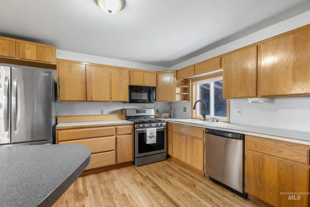 $369,900 | 522 East Cleveland Avenue, Unit N, Glenns Ferry, ID 83623