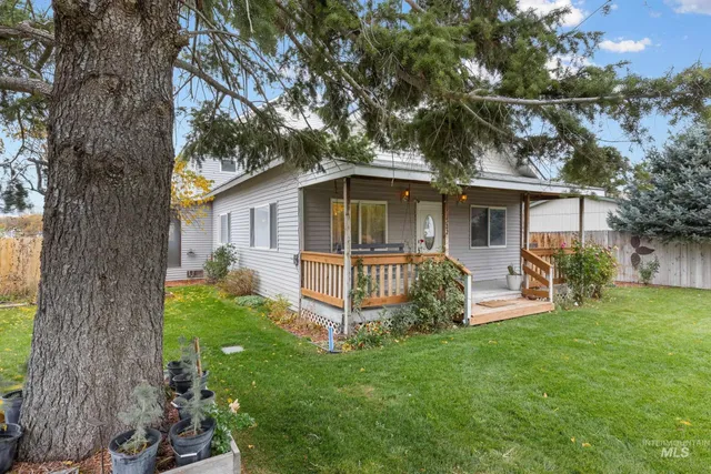 $369,900 | 522 East Cleveland Avenue, Unit N, Glenns Ferry, ID 83623