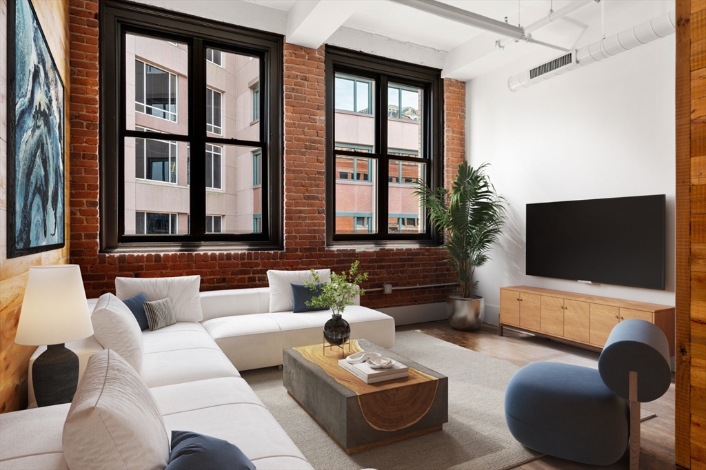 190 High Street, Unit 5 Boston, MA 02110 - Photo 1 of 11