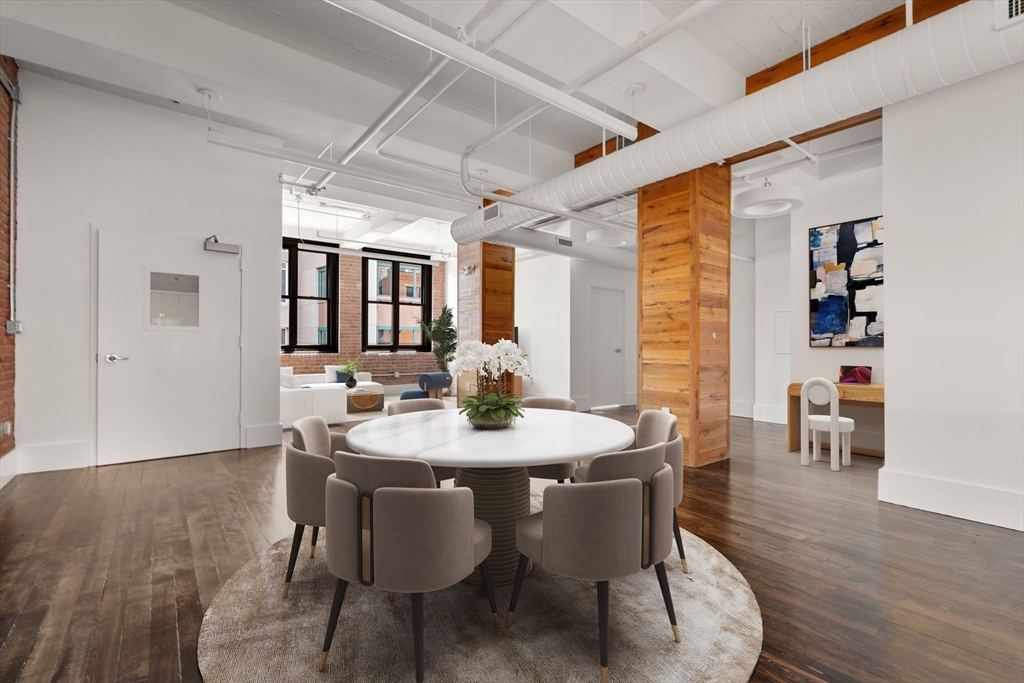 190 High Street, Unit 5 Boston, MA 02110 - Photo 2 of 11