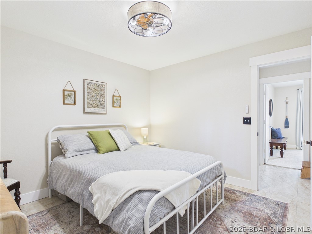 33433 Englewood Road Sunrise Beach, MO 65079 - Photo 20 of 54 Nice big closet!