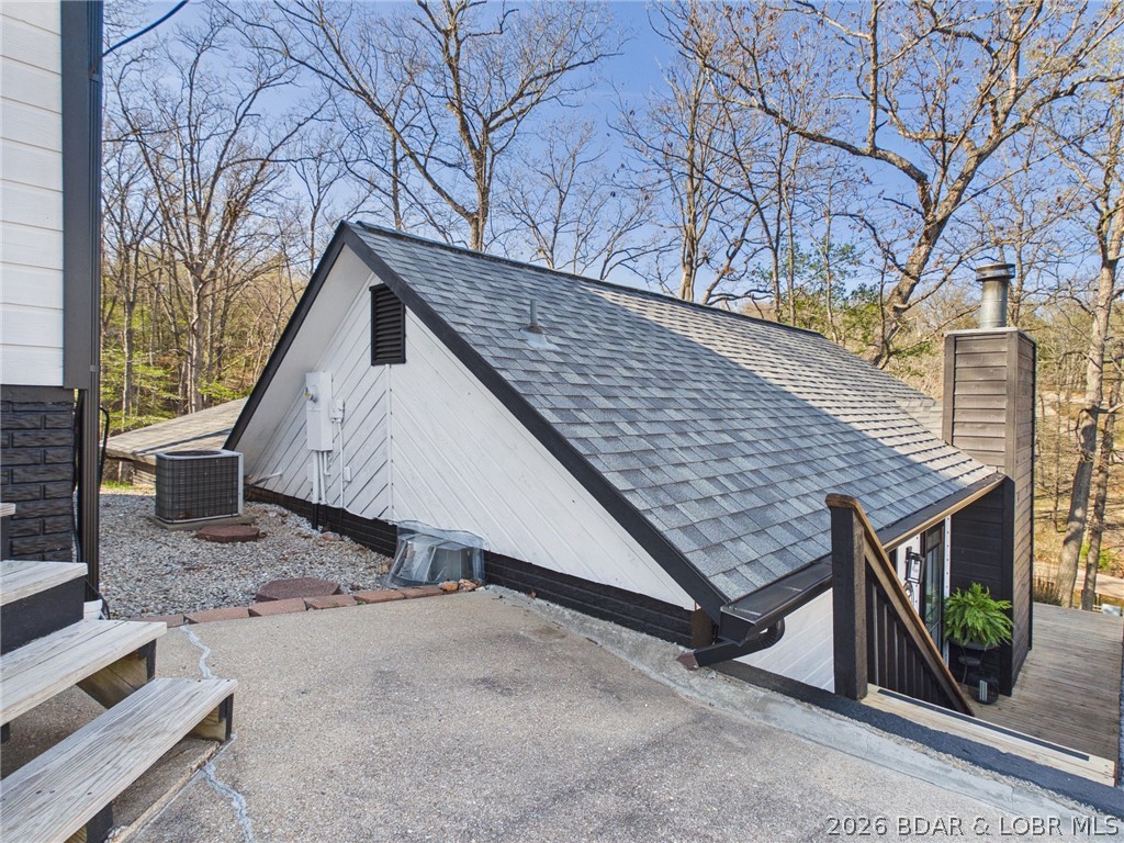 33433 Englewood Road Sunrise Beach, MO 65079 - Photo 49 of 54 Garage looking at the house