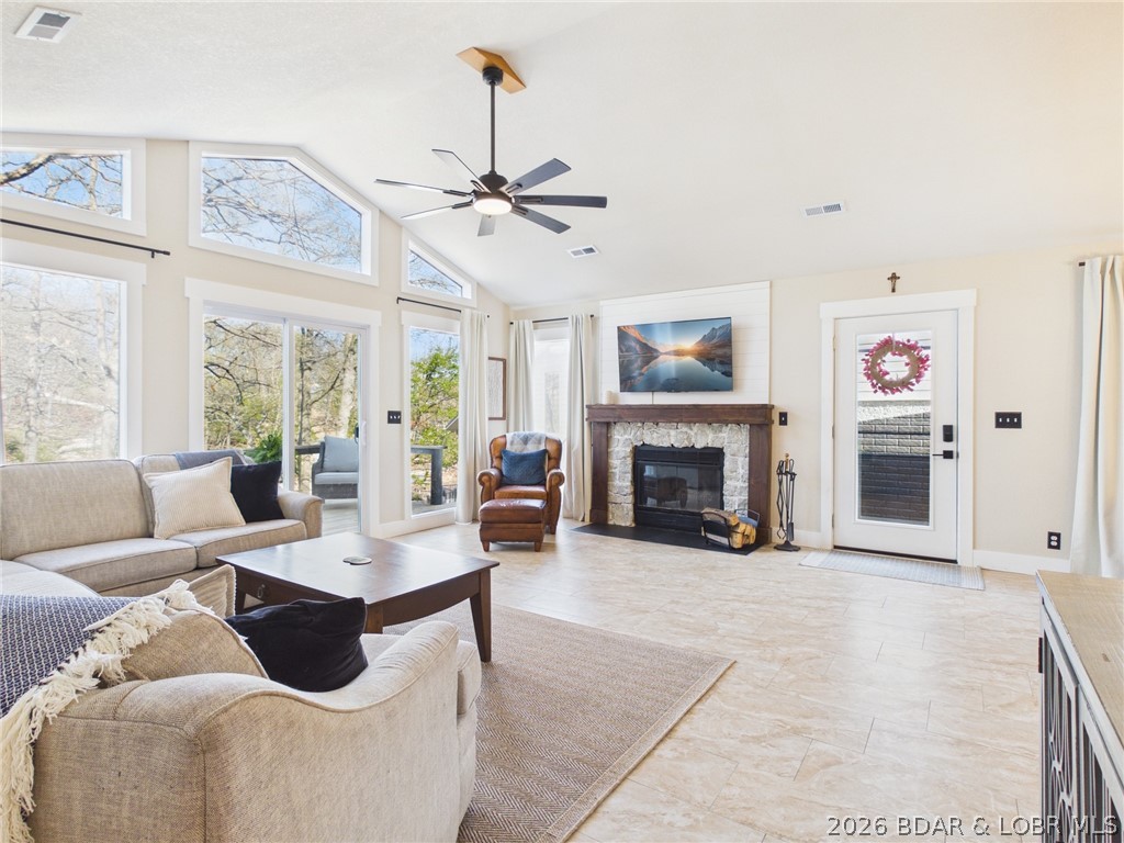 33433 Englewood Road Sunrise Beach, MO 65079 - Photo 6 of 54 Turnkey