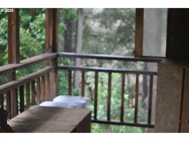 $750,000 | 4215 Mt Reuben Road, Glendale, OR 97442