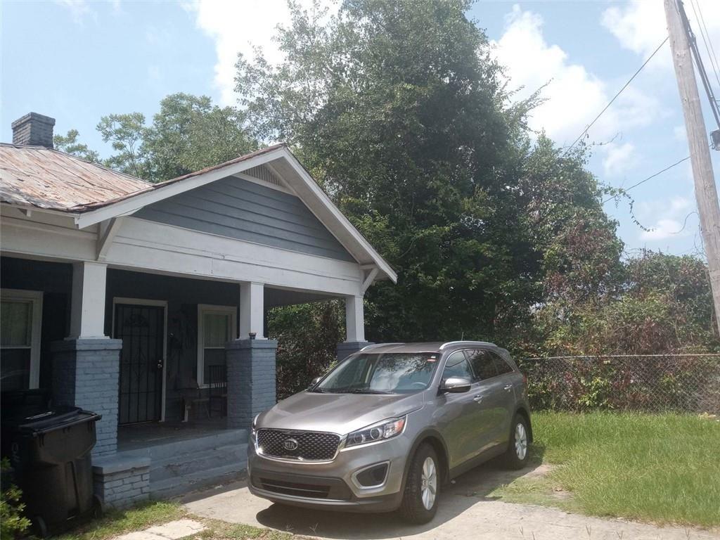 1013 Edna Place, Macon, GA 31204 Compass