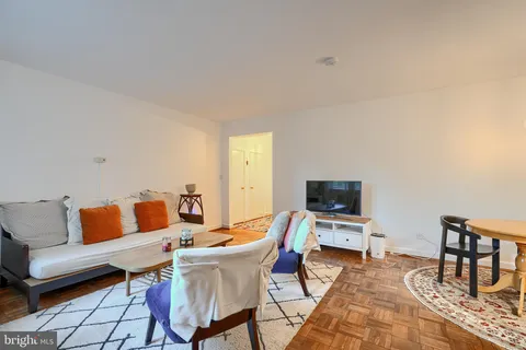 $99,000 | 3601 Greenway, Unit 303, Baltimore, MD 21218