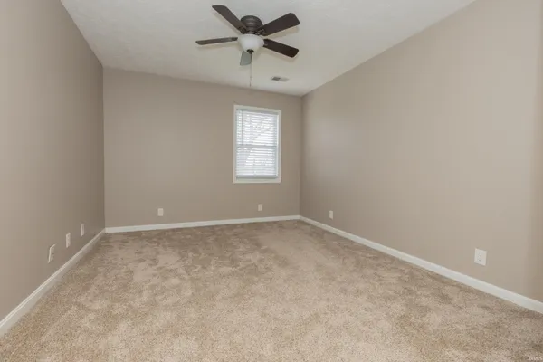 $1,600 | 5500 Big Cynthiana Road, Evansville, IN 47720