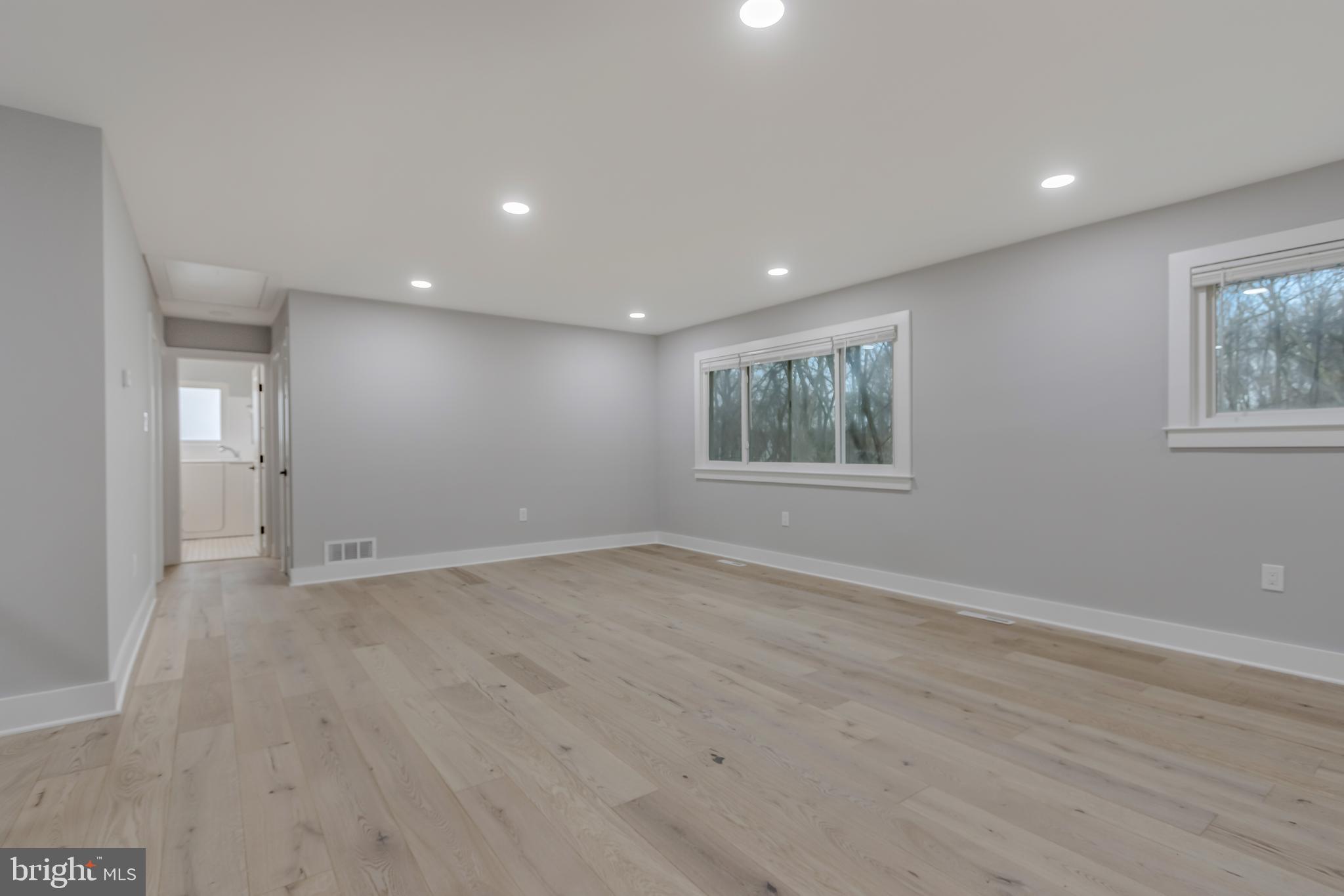 8217 Rupert Road North Millersville, MD 21108 - Photo 13 of 25