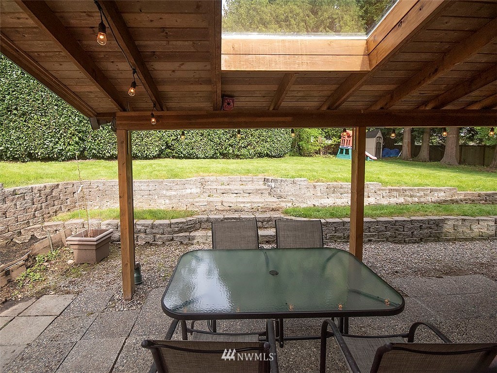 201 215th Street Southeast Bothell, WA 98021 - Photo 23 of 25