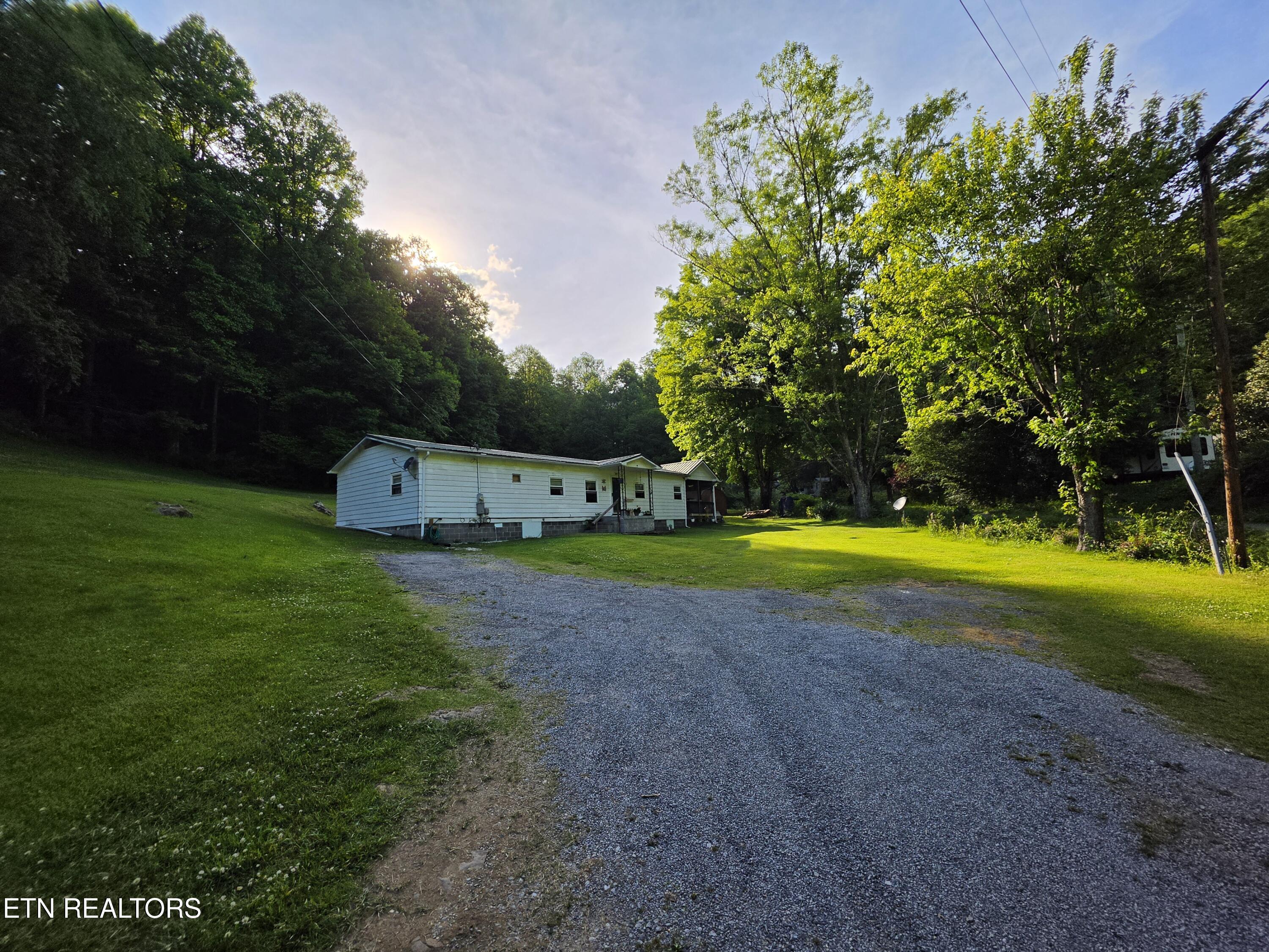 509 Rogers Cemetery Road Pennington Gap, VA 24277 - Photo 28 of 50 20260518_180620