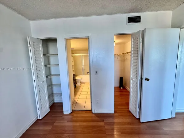 $167,500 | 13499 Biscayne Boulevard, Unit 703, North Miami, FL 33181