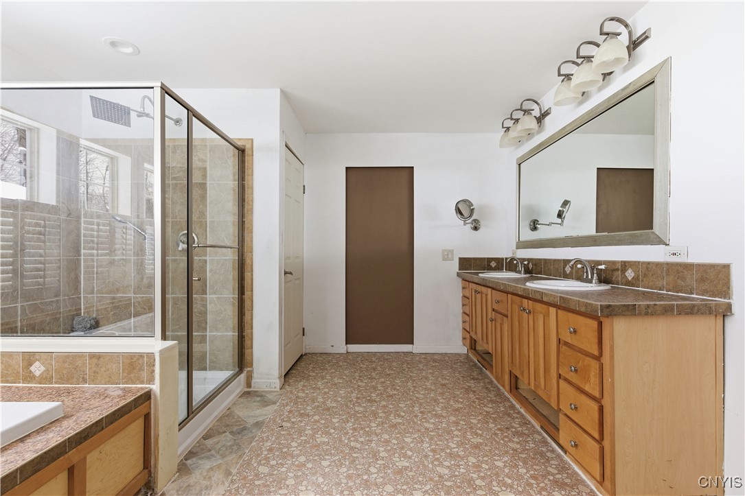 14 1st Avenue Constantia, NY 13044 - Photo 23 of 36