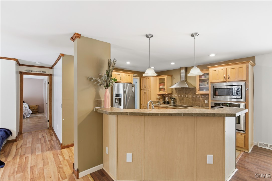 14 1st Avenue Constantia, NY 13044 - Photo 7 of 36