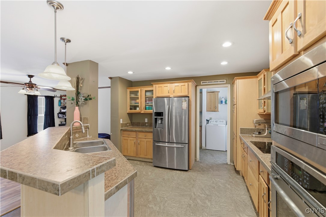 14 1st Avenue Constantia, NY 13044 - Photo 9 of 36