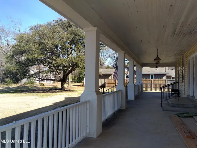 $257,500 | 1202 Bayou Drive, Indianola, MS 38751