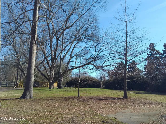 $257,500 | 1202 Bayou Drive, Indianola, MS 38751