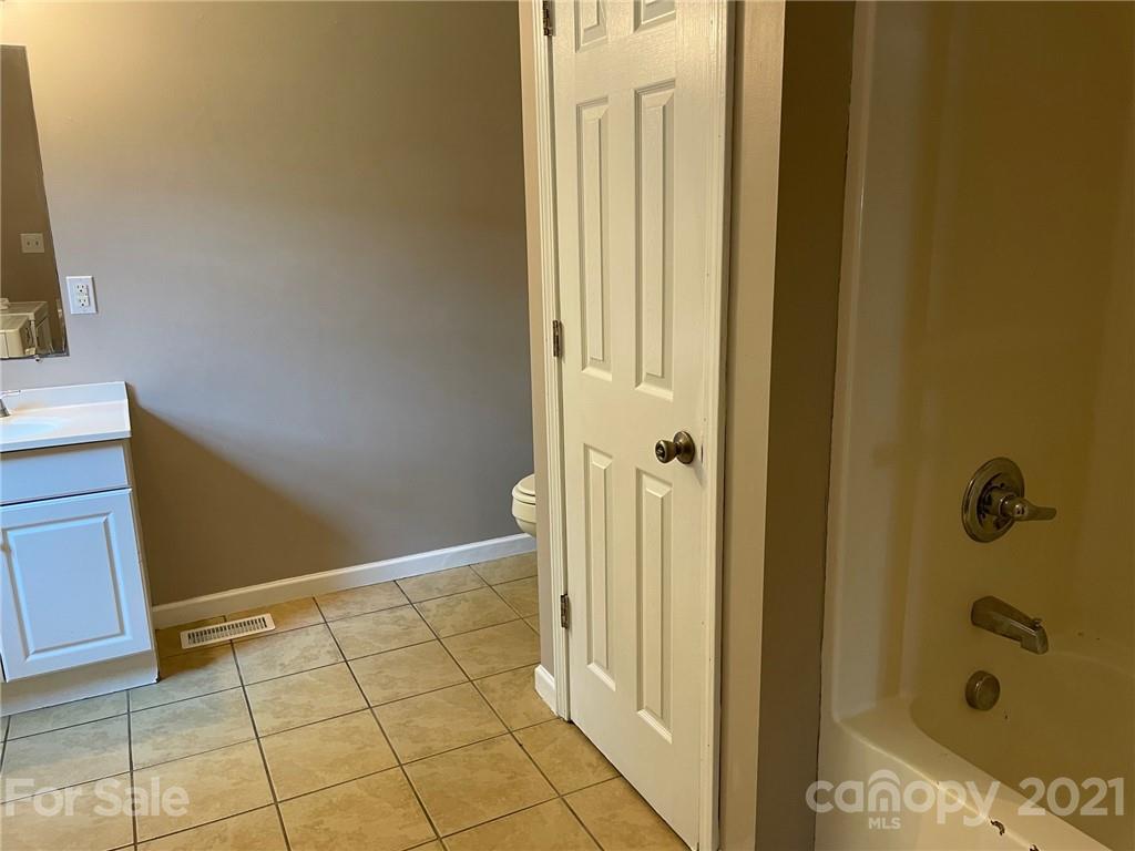 102 Roper Street Morganton, NC 28655 - Photo 4 of 4 Gallery Image 4